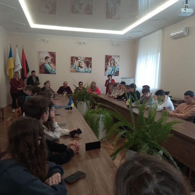 «ЗАОЩАДЖЕННЯ-ТВОЯ СУПЕРСИЛА»